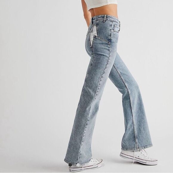 Free People Thunderbird Flare Wide Leg Light Wash Jeans Silver Women's Size 29 - Picture 15 of 15